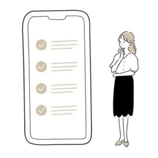 目的に合ったマッチングアプリを選ぶ女性